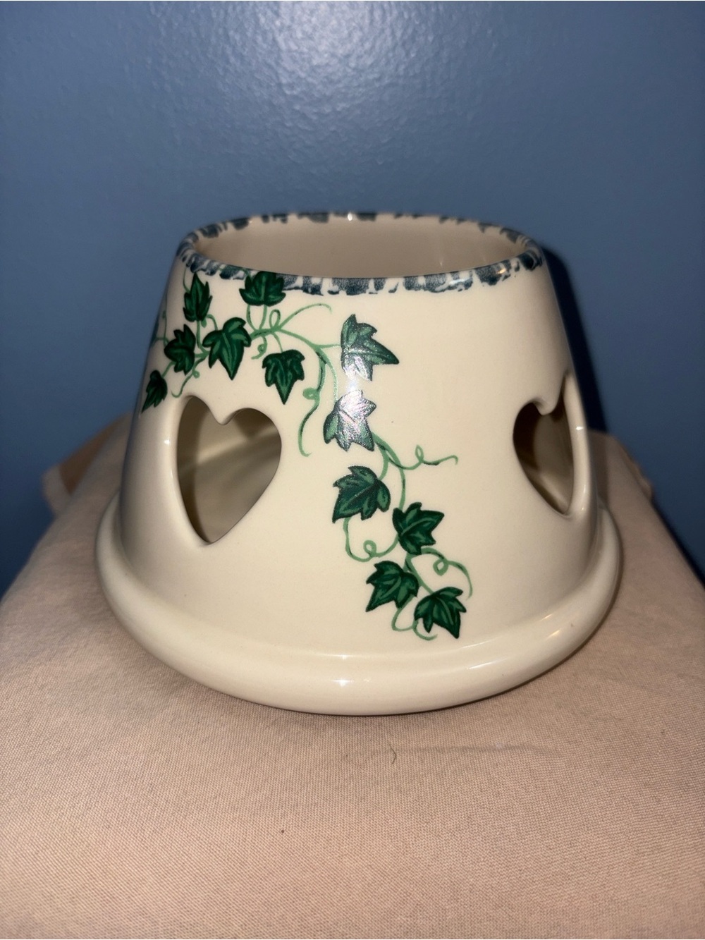 Ceramic Candle Topper Ivy Heart Luminary - Cream and Green Vintage